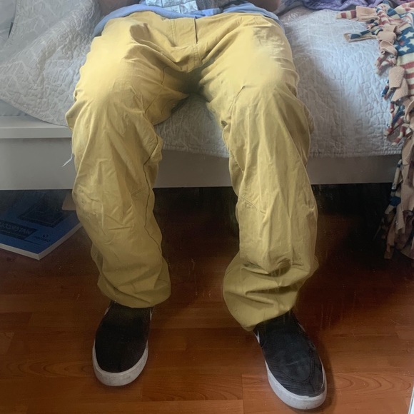 baggy hiking pants